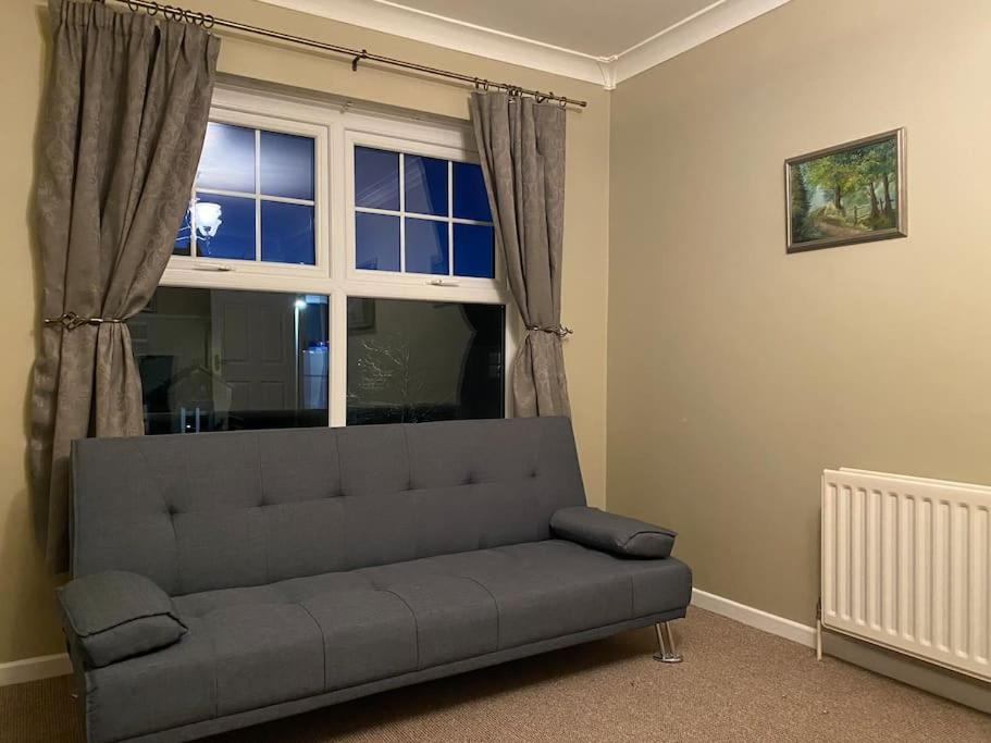 Walnut Apartment לארן מראה חיצוני תמונה